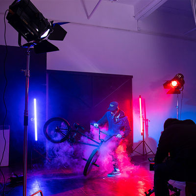 Αυτόματη εστίαση CRI 96 ζουμ Fresnel 5500K φωτογραφίας καμερών φω'των 400w στούντιο των οδηγήσεων τηλεοπτικών επικέντρων ταινιών